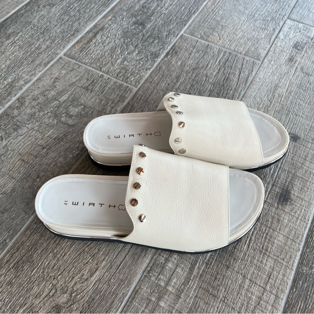 Brand new Wirth sandals